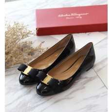 FERRAGAMO 페레가모 바라 보우 발레 플랫 01N917 718314