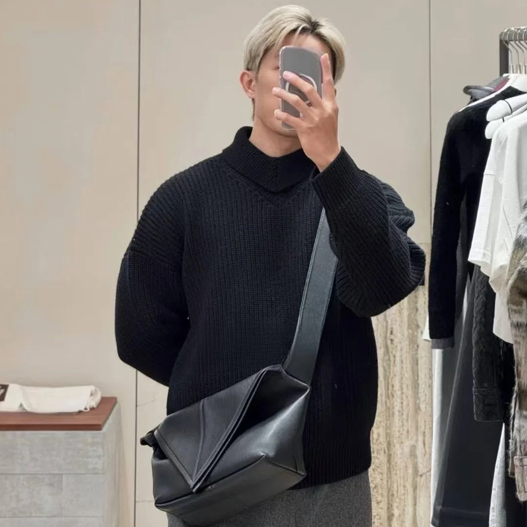 BOTTEGA VENETA 보테가베네타 Sawyer 크로스백 815807