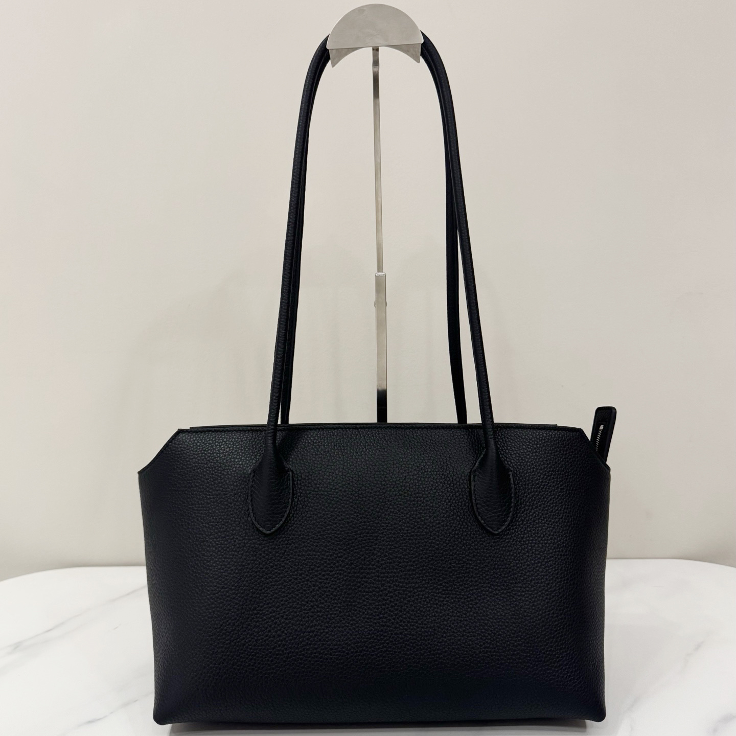 THE ROW 더로우 테라스 가죽 숄더백 (그레인 레더) 32cm #16030316
