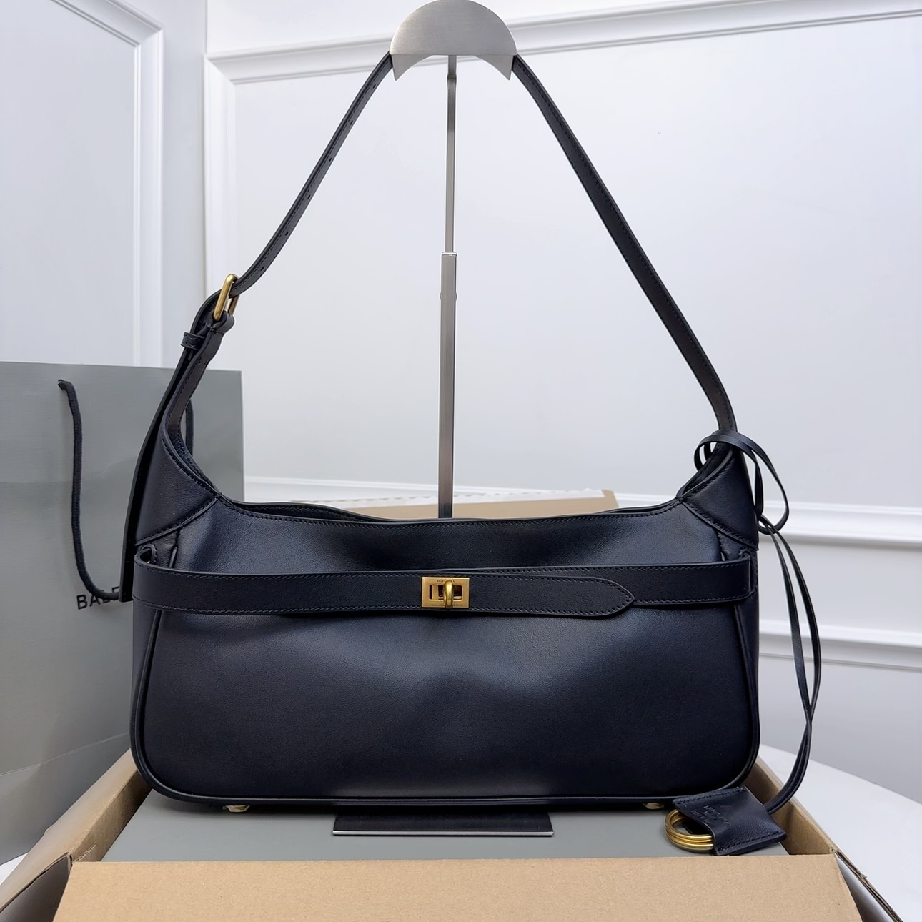 BALENCIAGA 발렌시아가 벨 에어 숄더백 819307