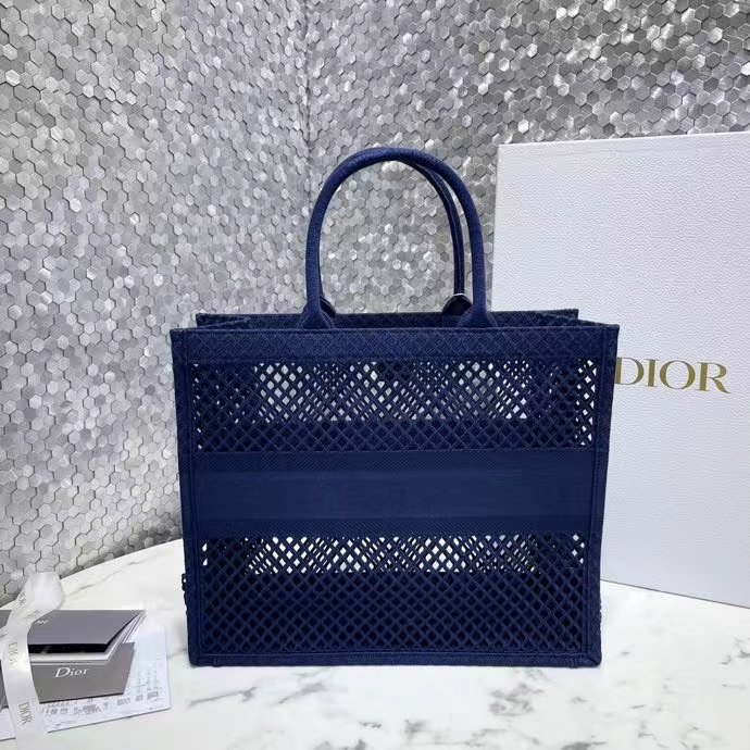 DIOR 디올