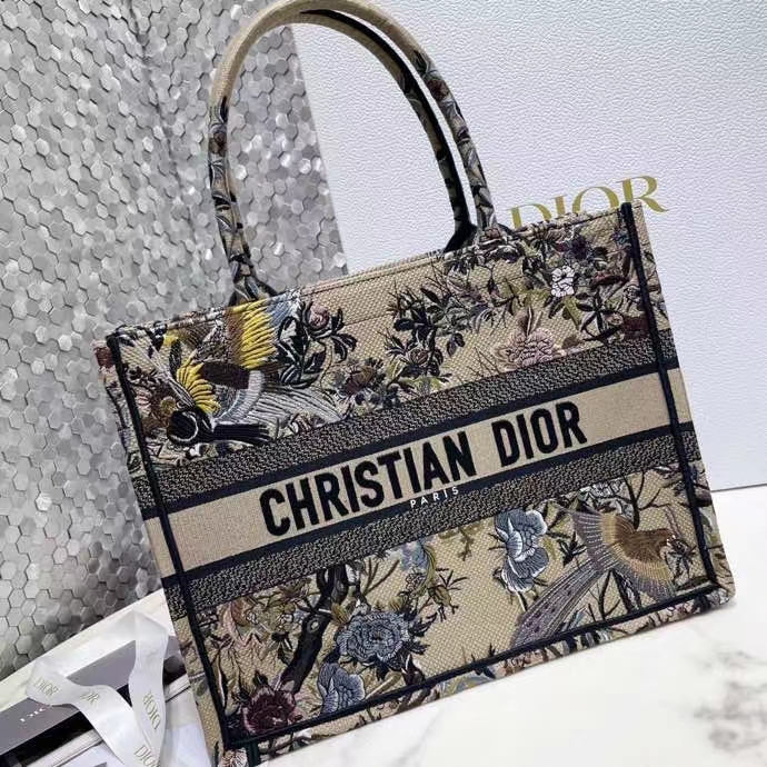 DIOR 디올