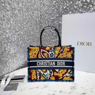 DIOR 디올