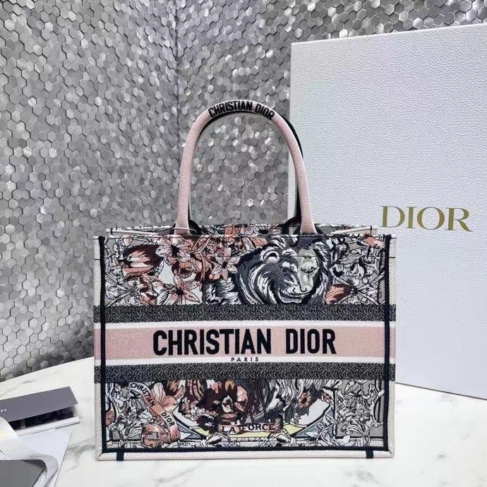 DIOR 디올