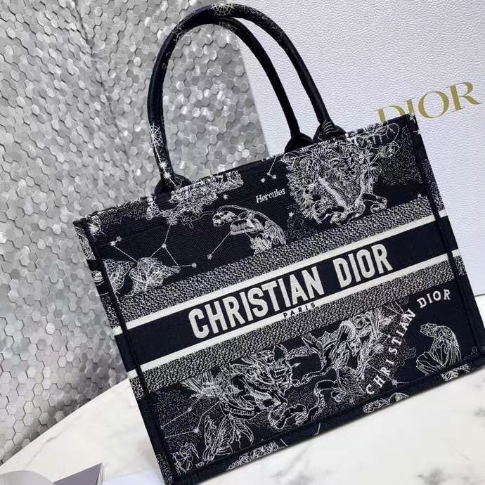 DIOR 디올