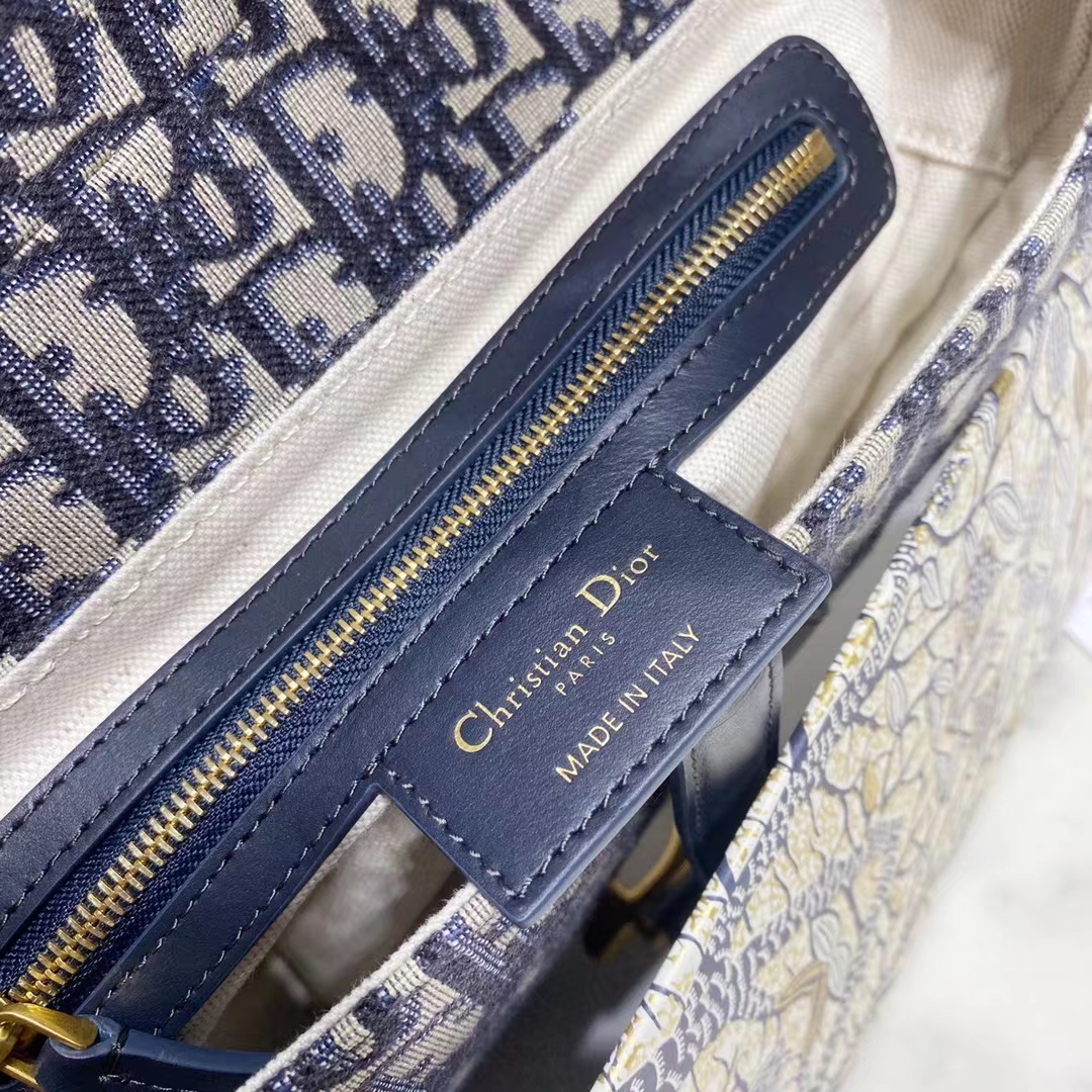 DIOR 디올