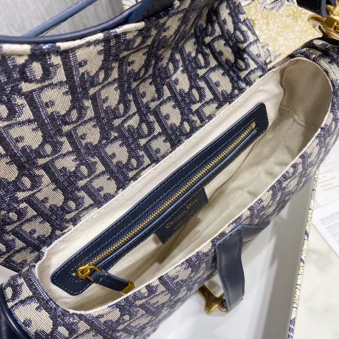 DIOR 디올