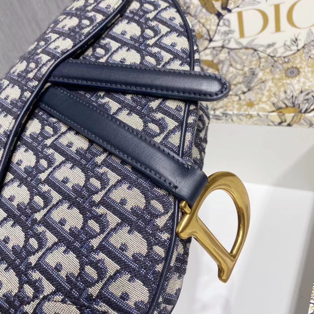 DIOR 디올
