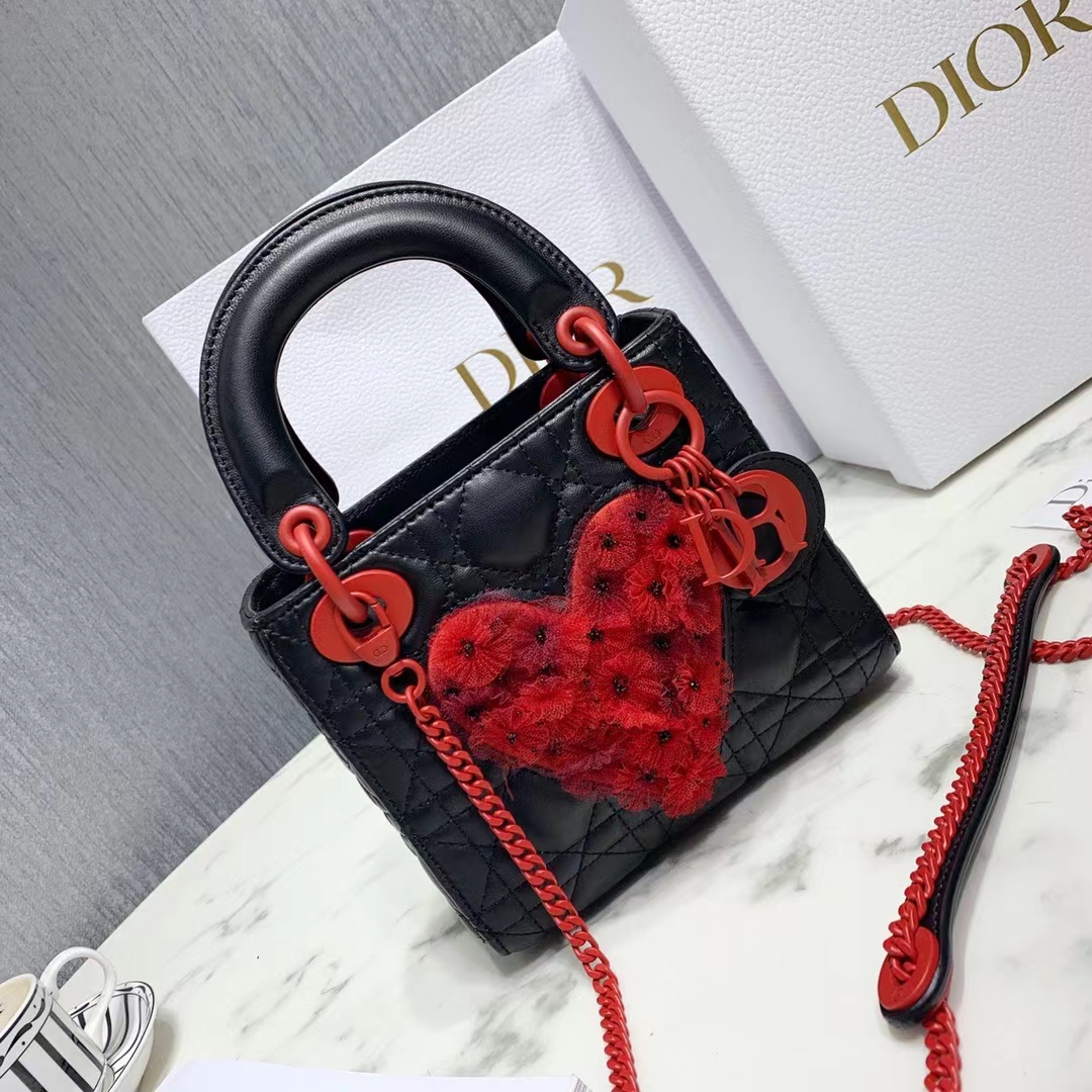 DIOR 디올