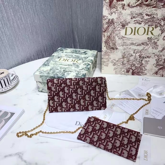 DIOR 디올