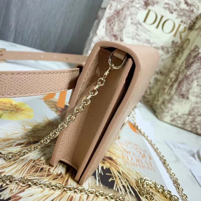 DIOR 디올