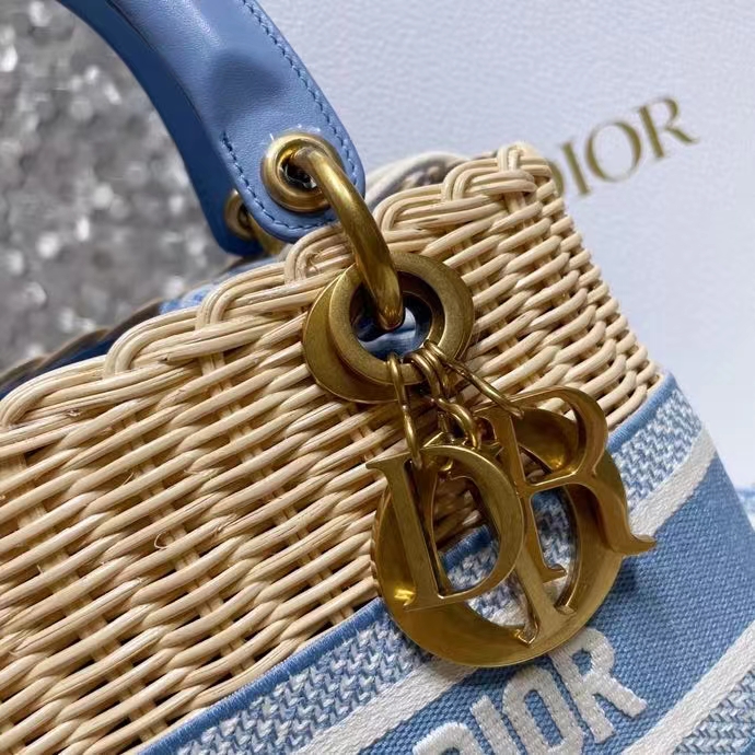 DIOR 디올