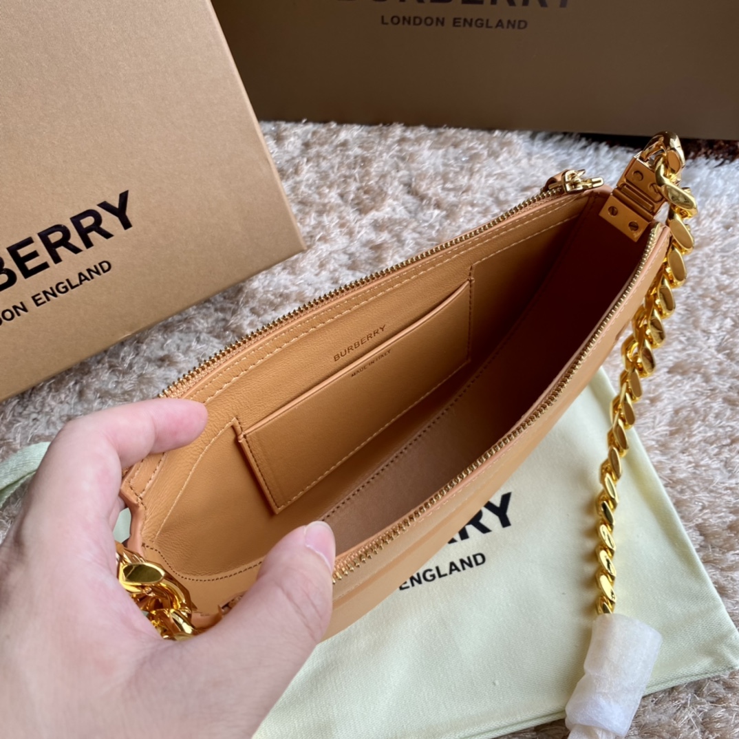 버버리[BURBERRY]