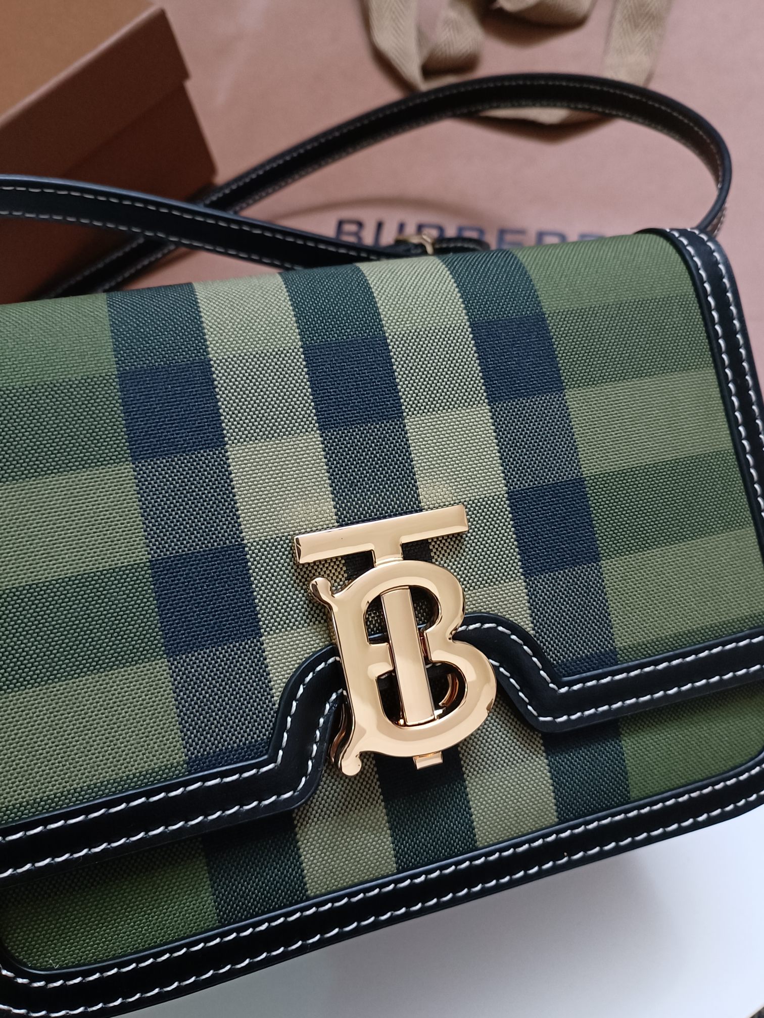 버버리[BURBERRY]