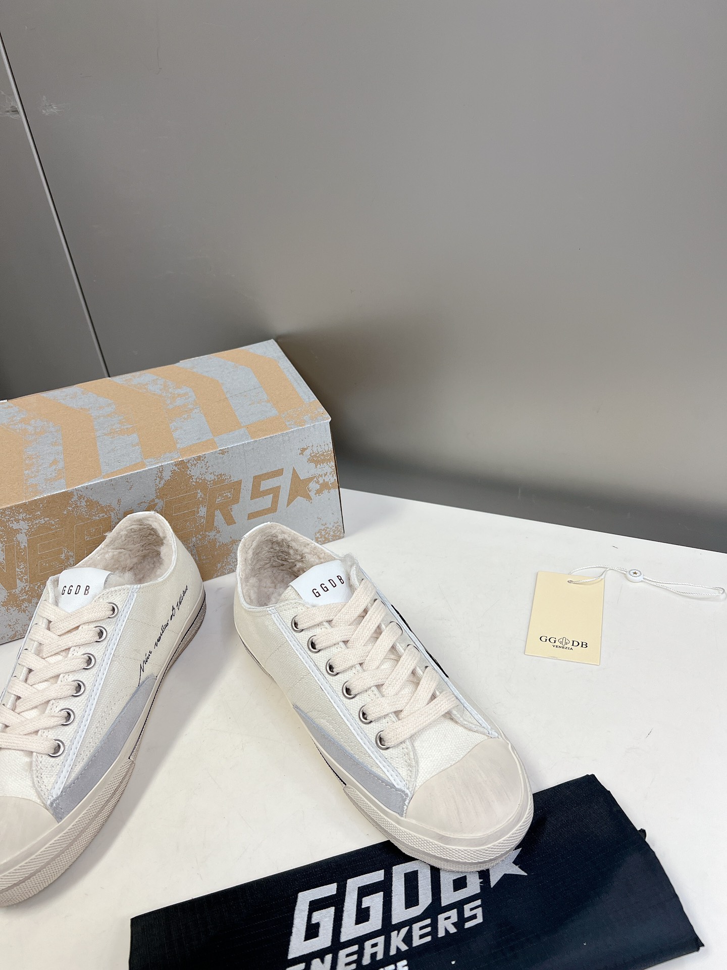 골든구스 [GOLDEN GOOSE]