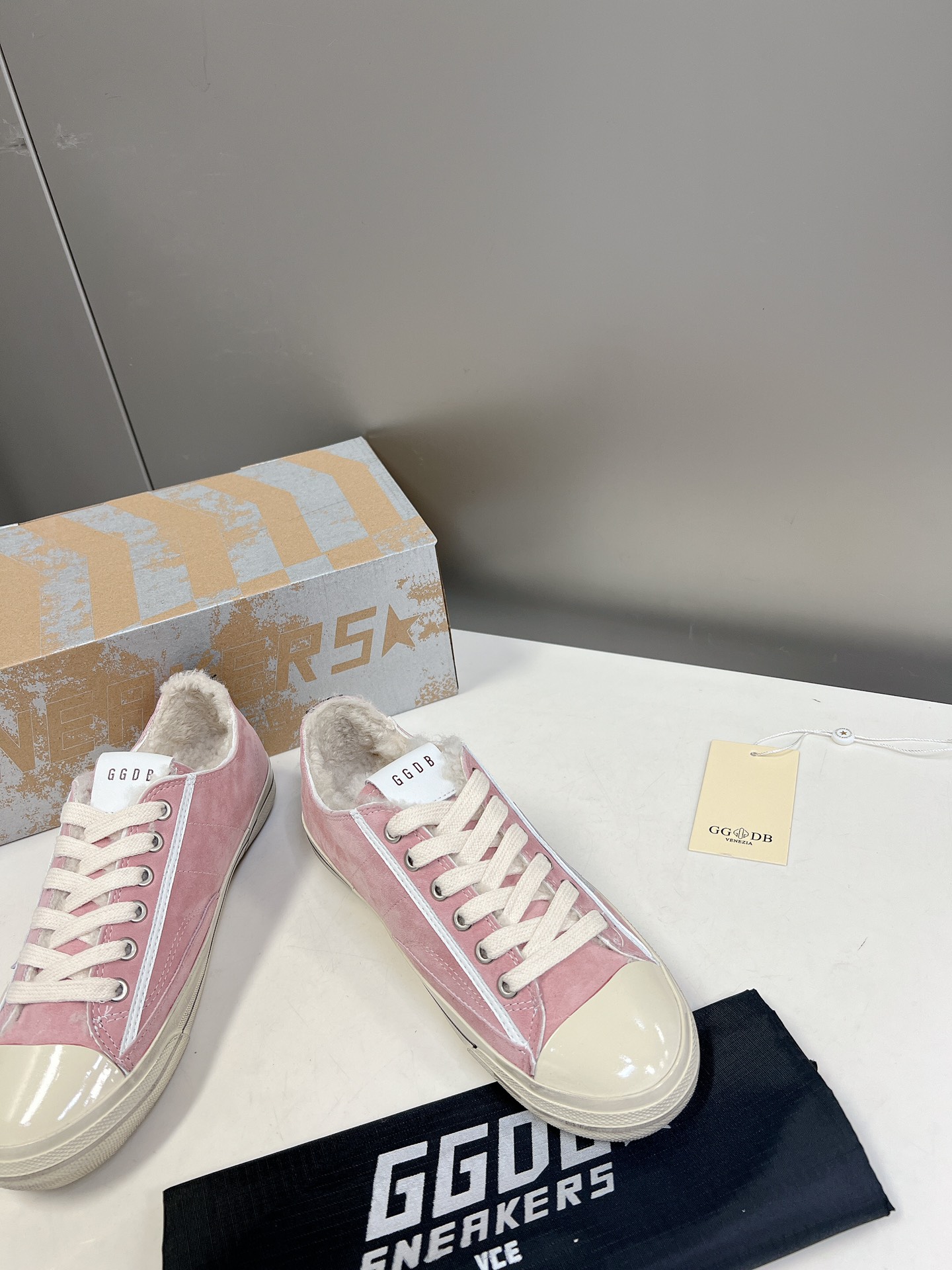 골든구스 [GOLDEN GOOSE]