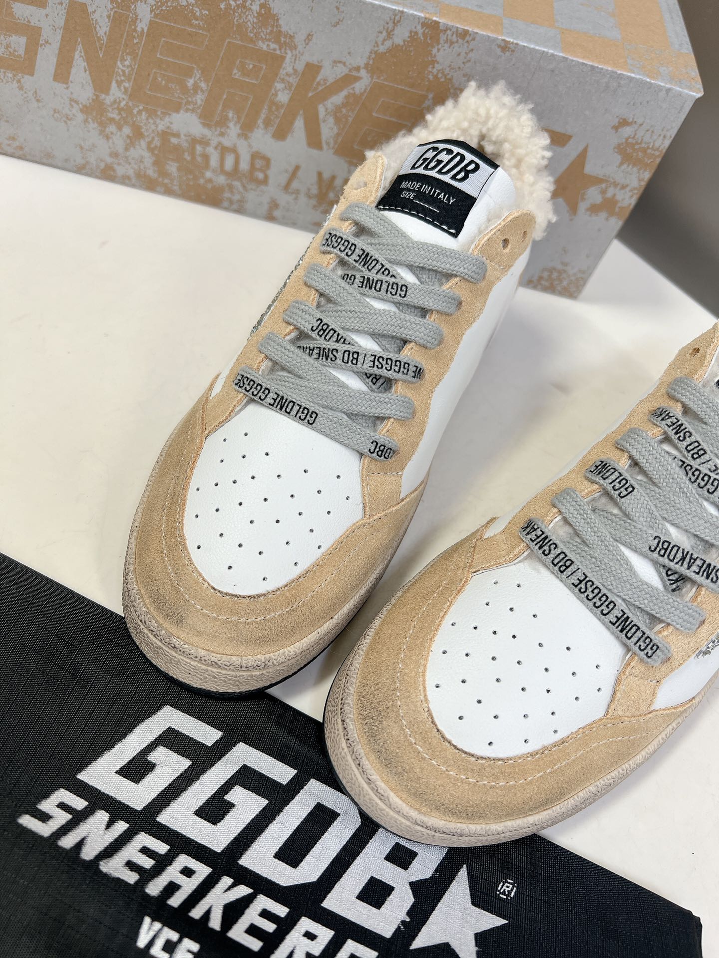 골든구스 [GOLDEN GOOSE]