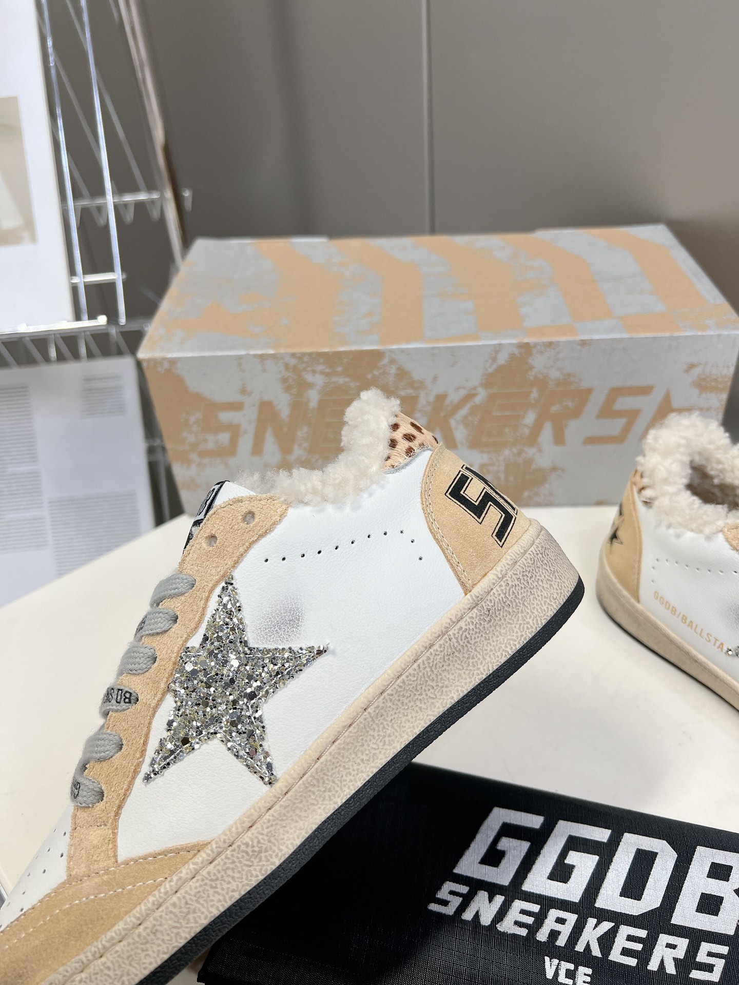 골든구스 [GOLDEN GOOSE]