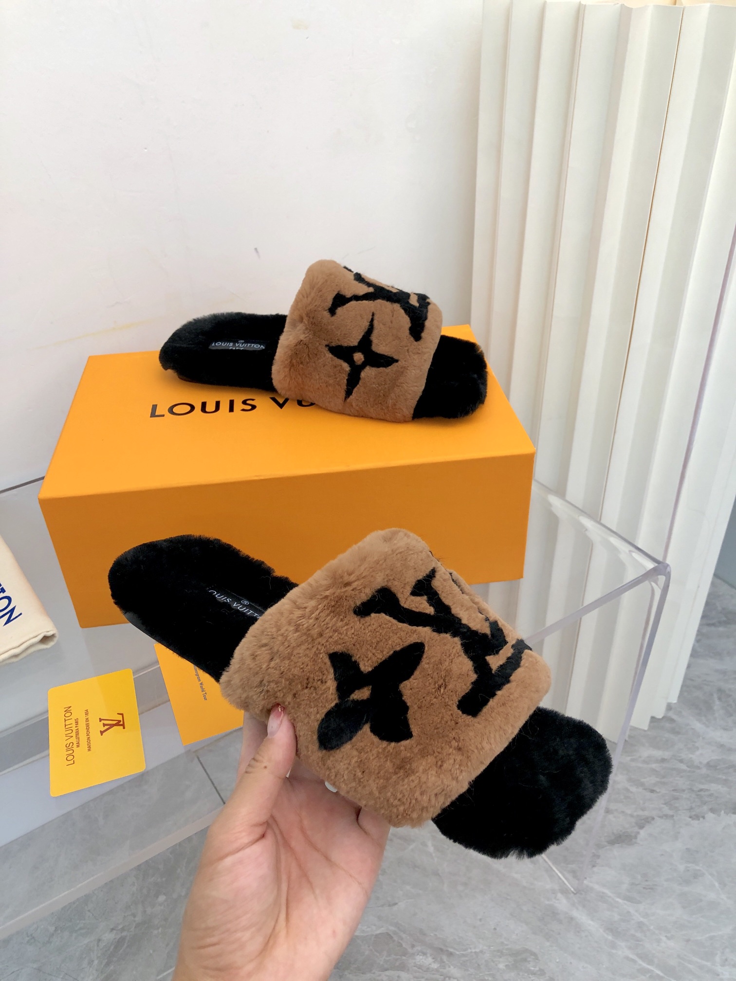 루이비통 [LOUIS VUITTON]