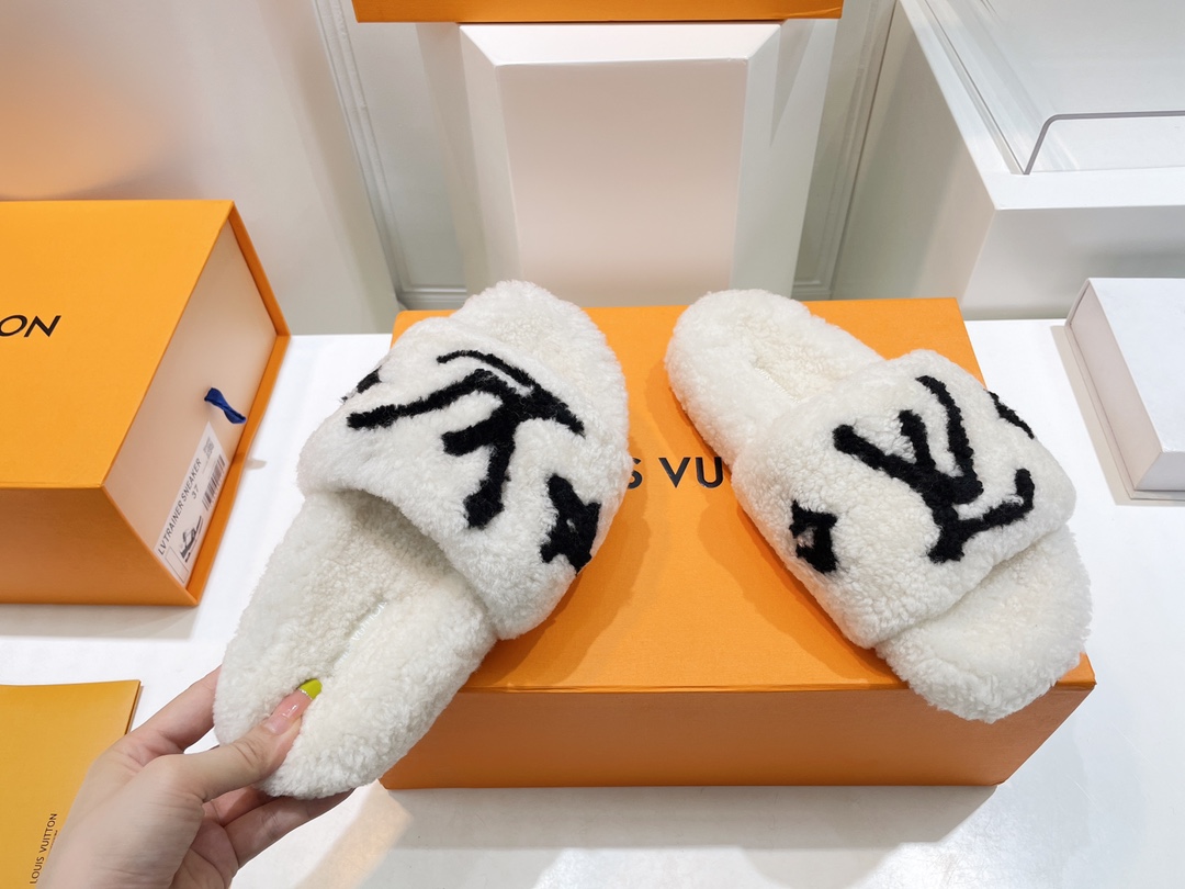 루이비통 [LOUIS VUITTON]