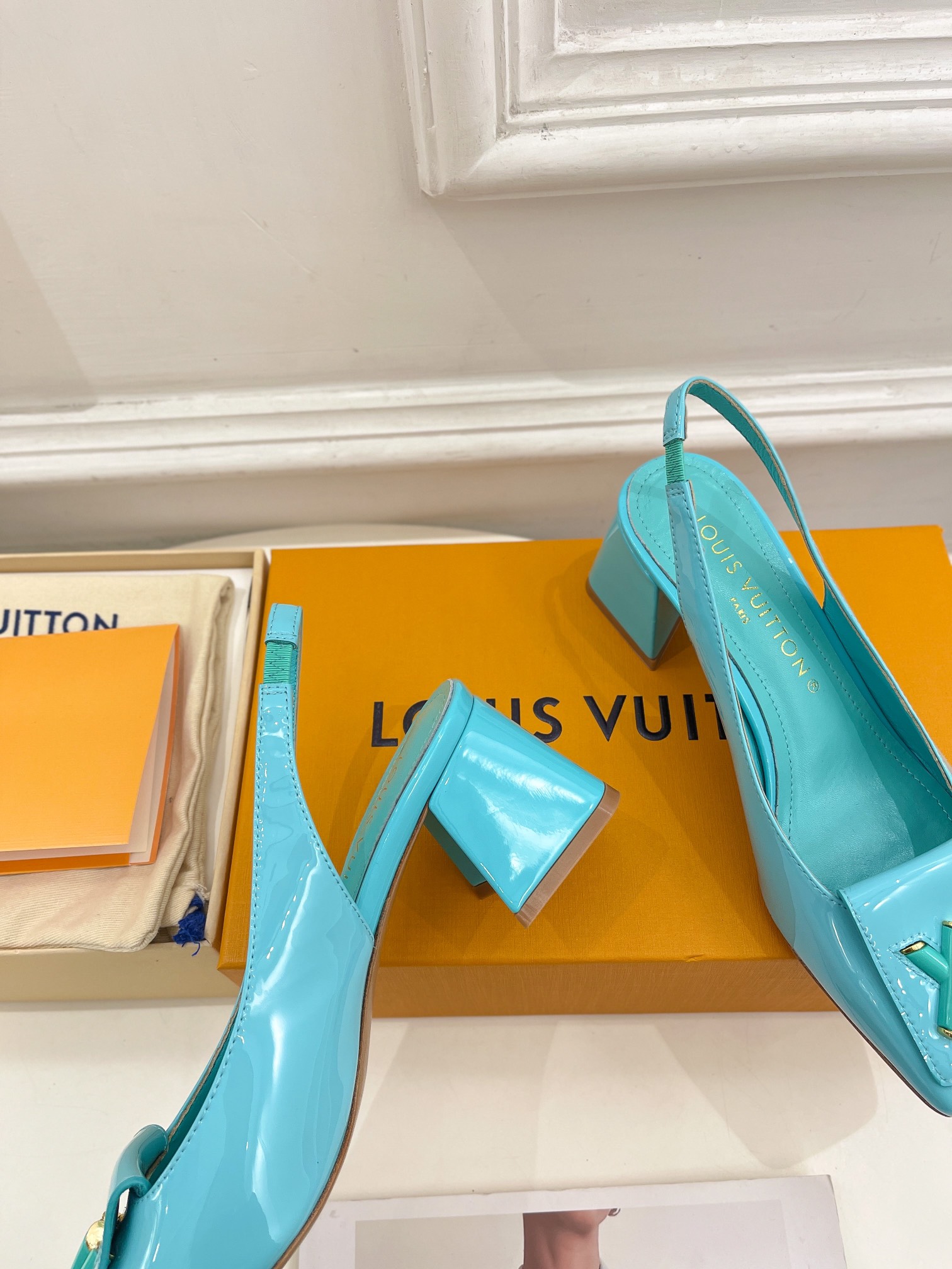 루이비통 [LOUIS VUITTON]