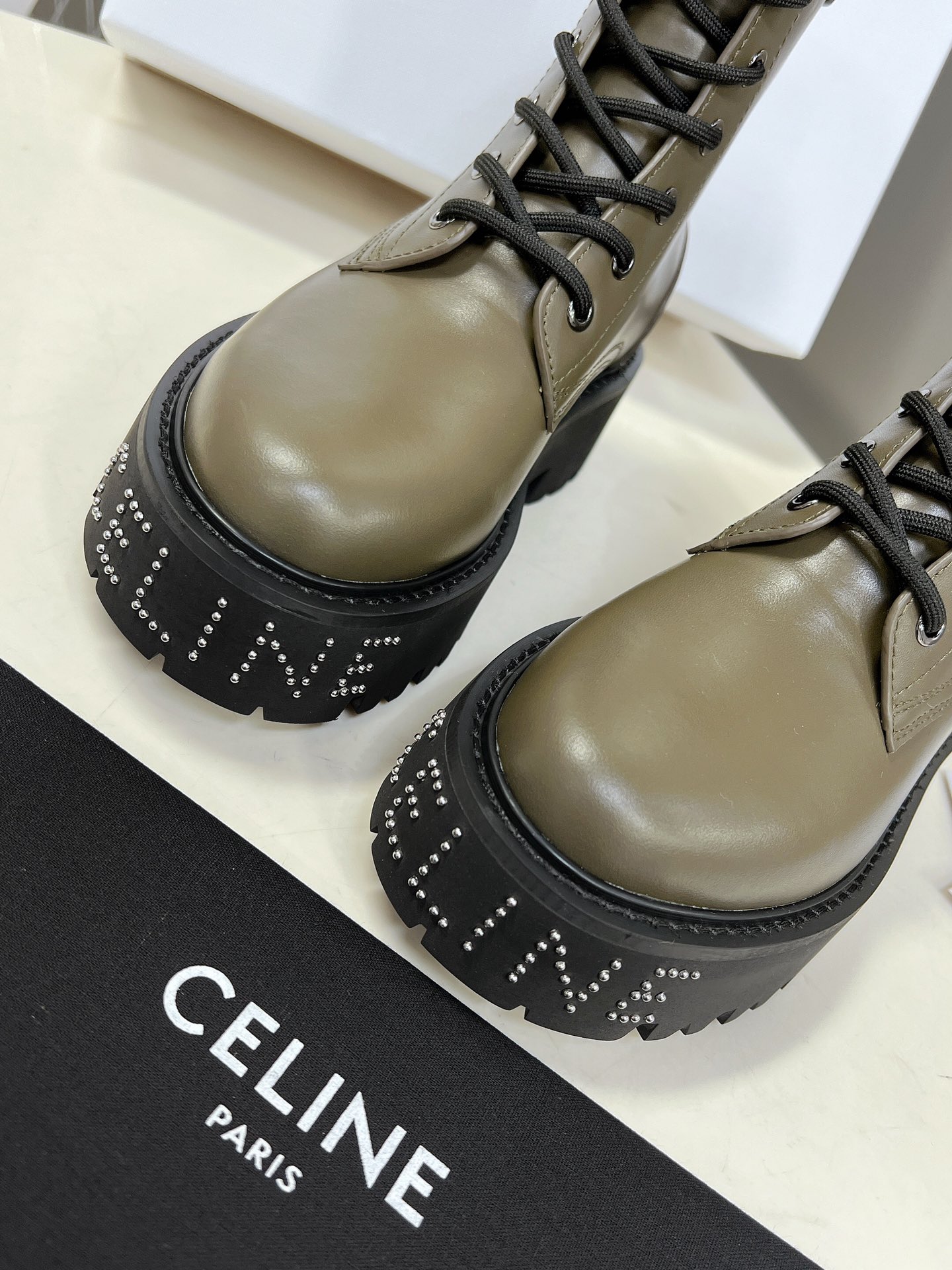 CELINE