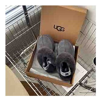 UGG 230110325