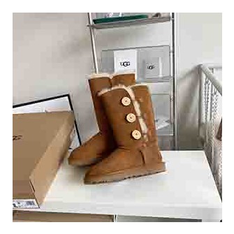 UGG 230110345