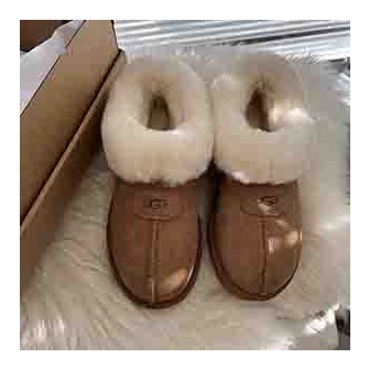 UGG 230110349