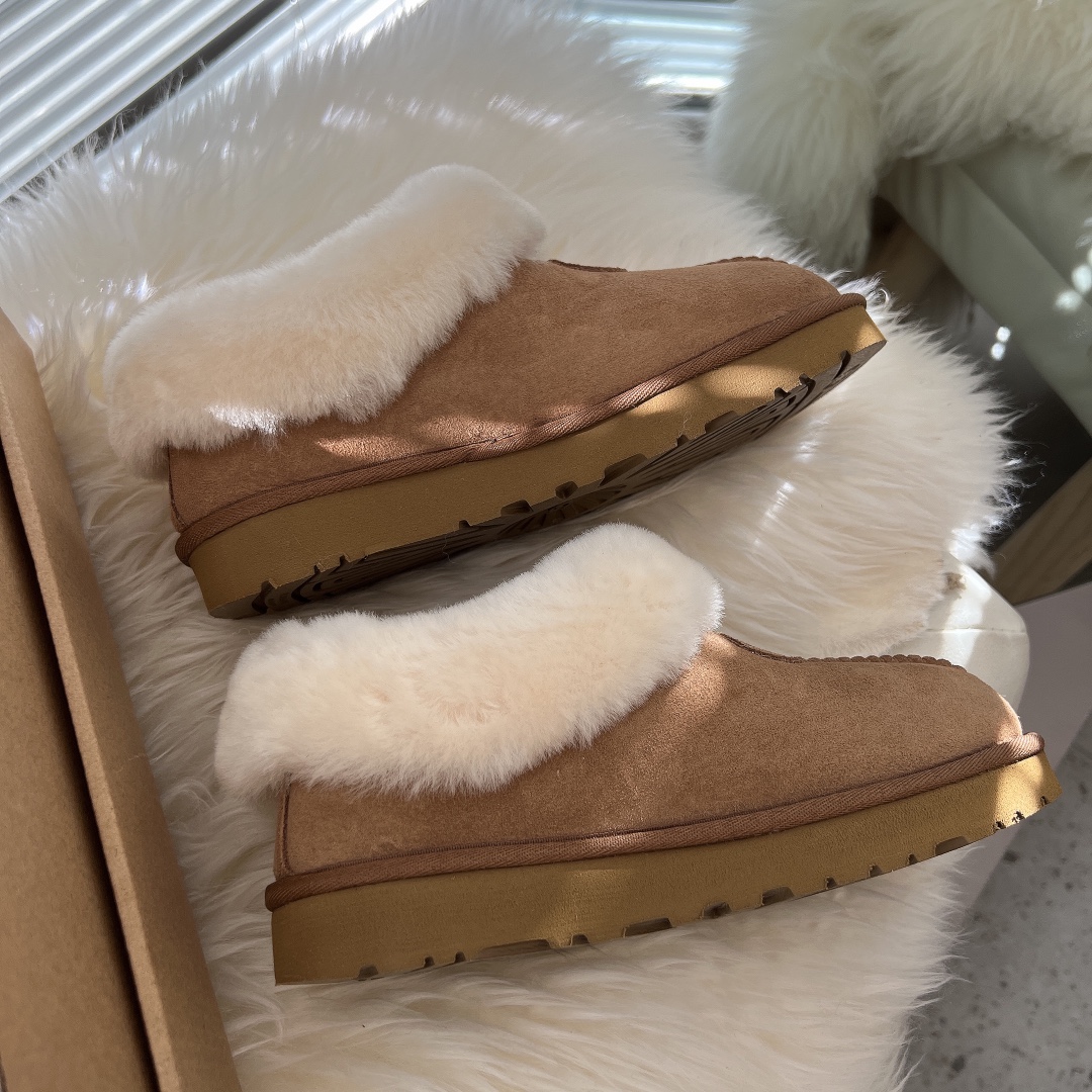 UGG 230110349