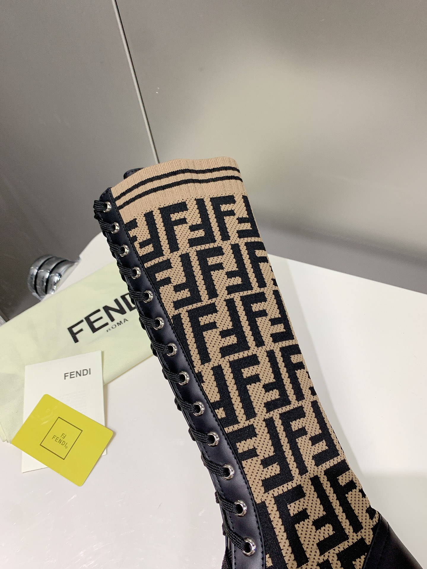 FENDI 펜디 230110440