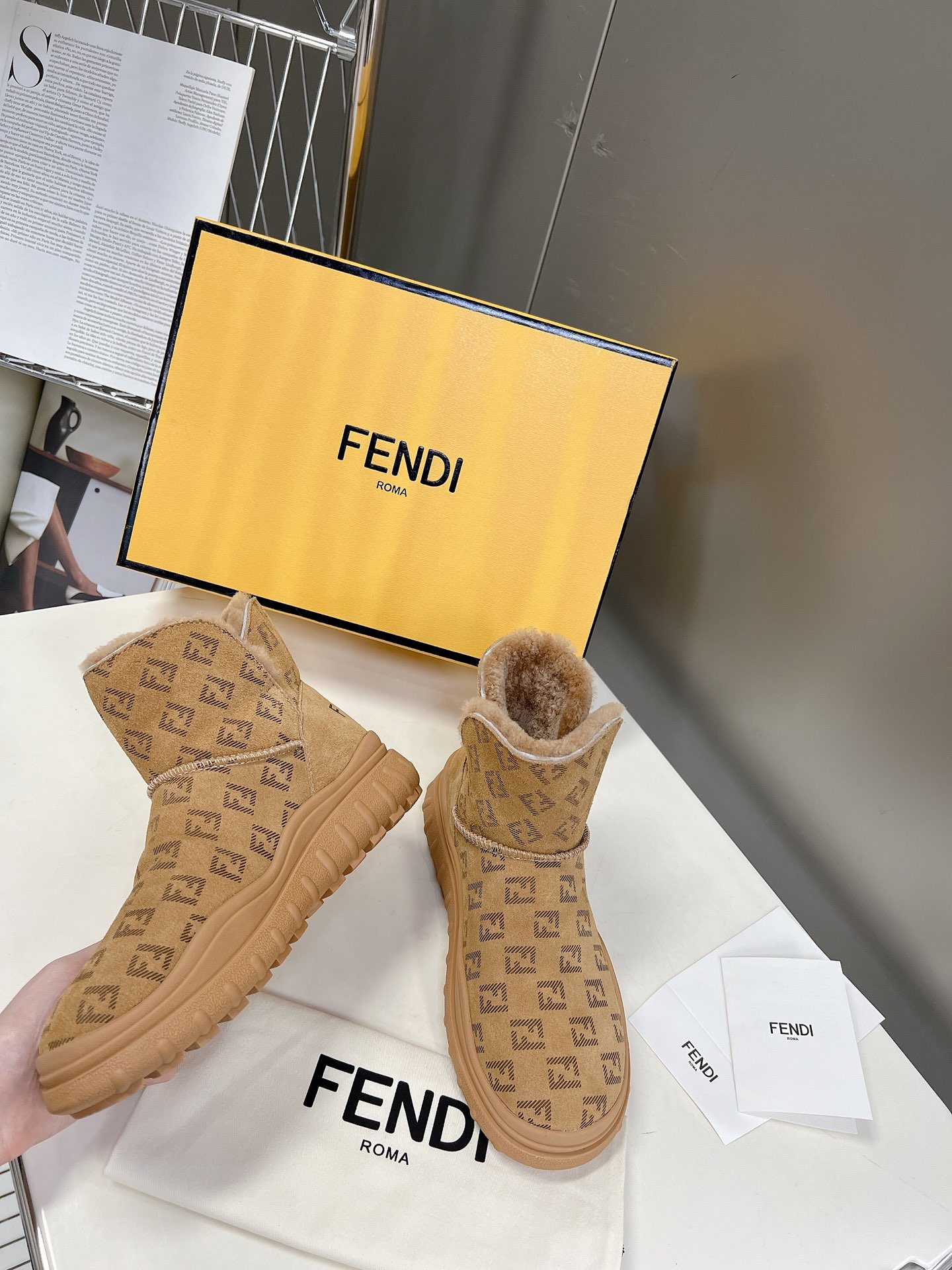 FENDI 펜디 230110448