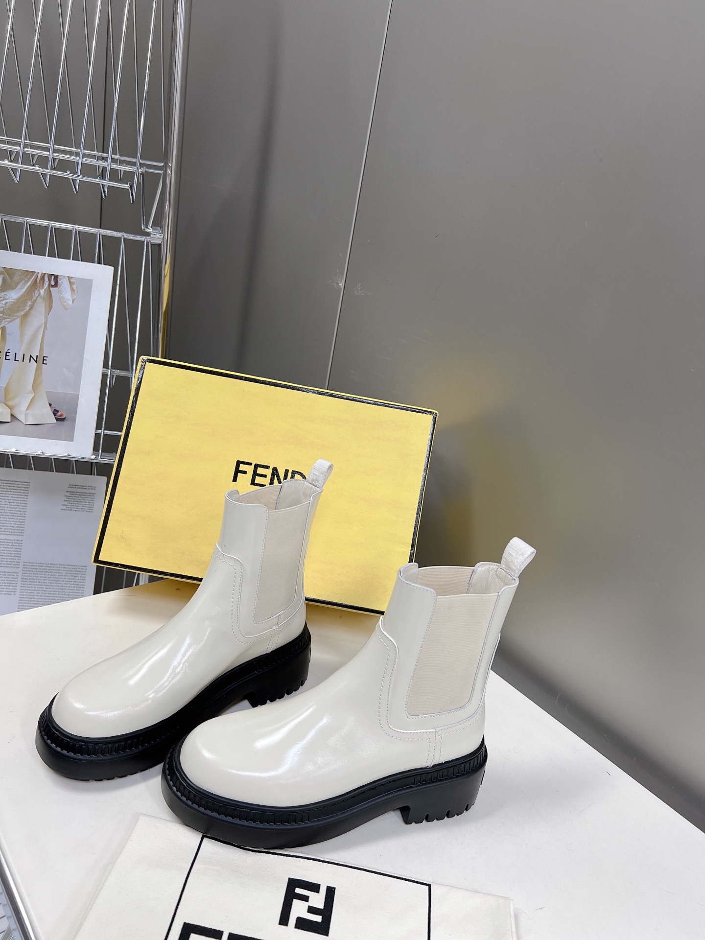 FENDI 펜디 230110450