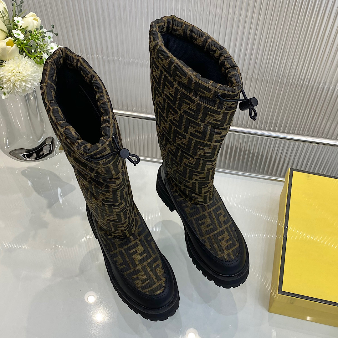 FENDI 펜디 230110539