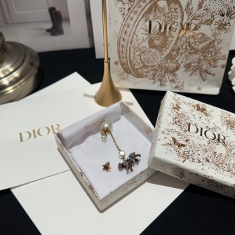 DIOR 디올 233930