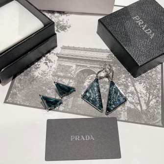 PRADA 프라다 2340359