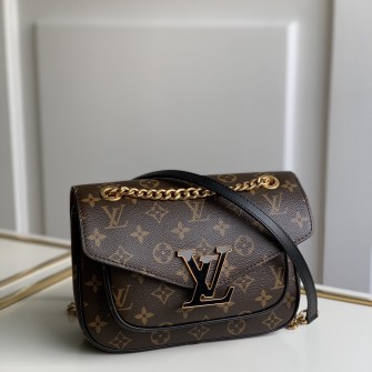 LOUIS VUITTON 루이비통 파시 M45592