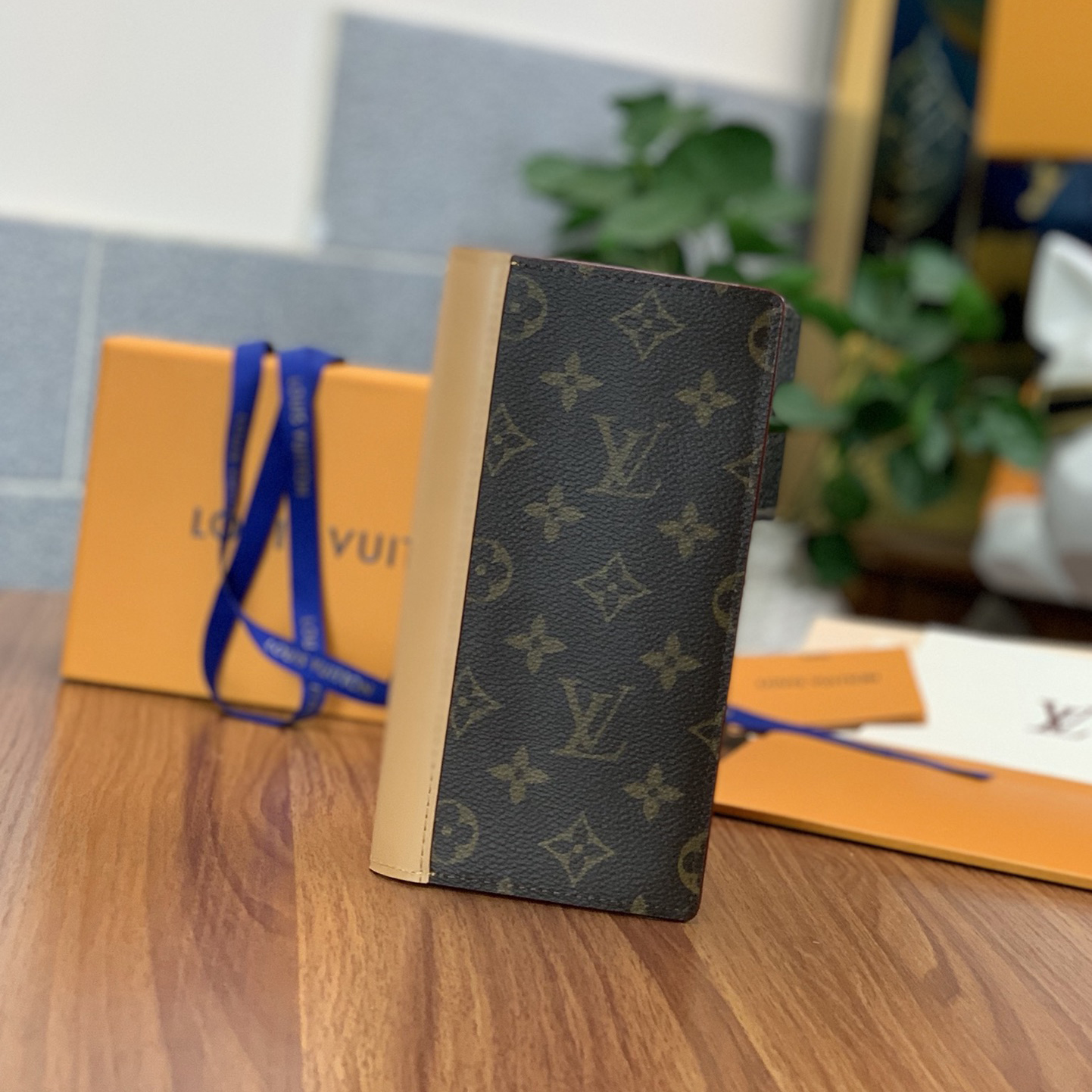 LOUIS VUITTON 루이비통 브라짜 월릿 M69410